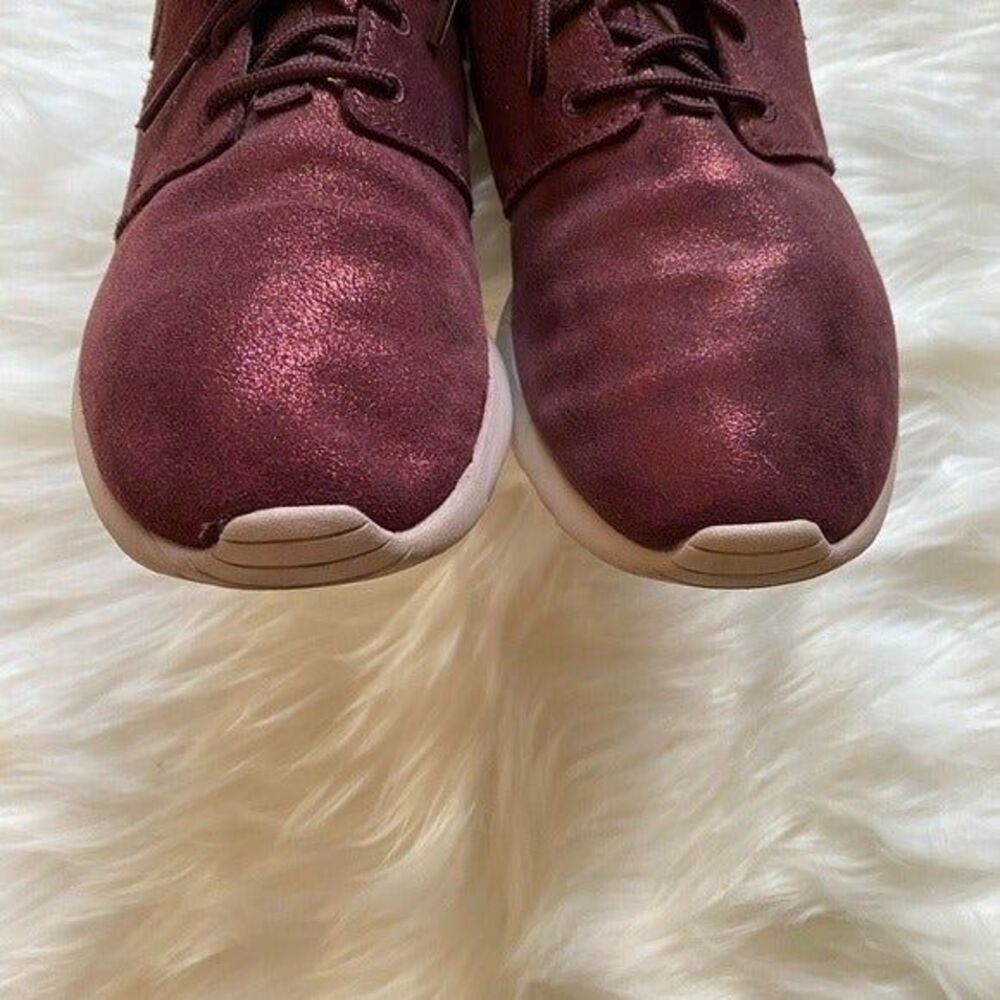 Nike Roshe One Sneakers Shoes Metallic Mahogany Size 6.5 - Picture 7 of 8